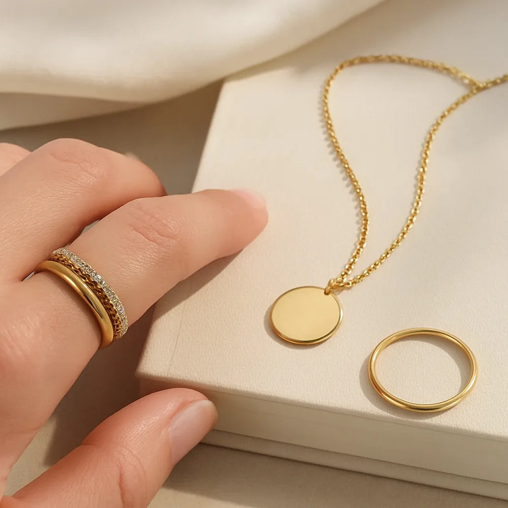 Styling a Signet Ring